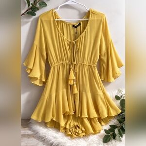 NWT White Fox Boutique Mustard Yellow Off Shoulder Romper Size Medium